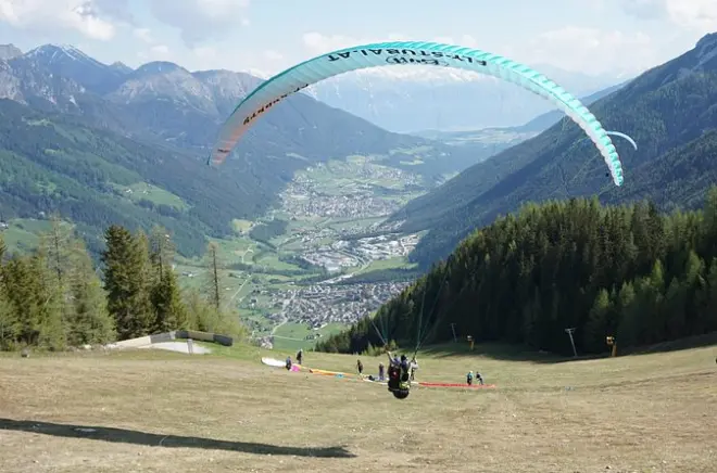 Parapente no vale Stubai: Voo duplo com piloto certificado
