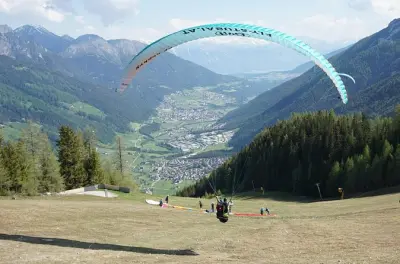 Parapente no vale Stubai: Voo duplo com piloto certificado