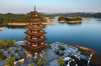 Hangzhou Day Trip from Shanghai: Bullet Train, West Lake Tour
