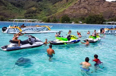 Moorea Jet Ski Tour: Pilot Your Own Around Two Bays