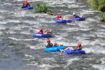 River tubing in Boquete: Float through tropical forest