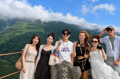 Jeju UNESCO Tour 2 Tage: Höhepunkte im Süden und Osten