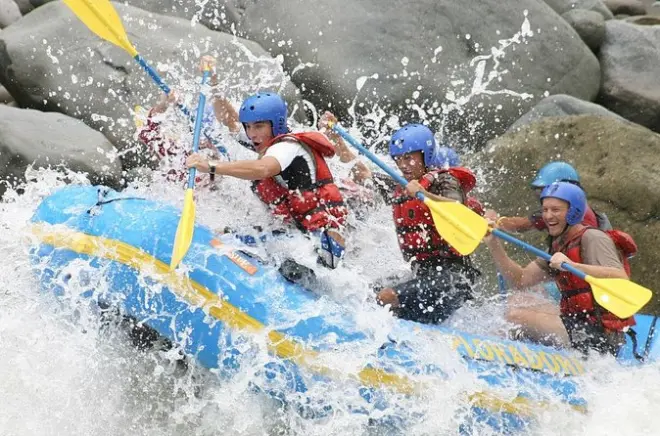 Pacuare River Rafting: Class III-IV Rapids & Gorge