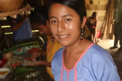 Nim Li Punit Maya-Ruine und lebendige Maya-Kultur ab Placencia