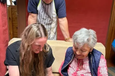 Casa de la Abuela en Quito: Cocina y come con una familia local