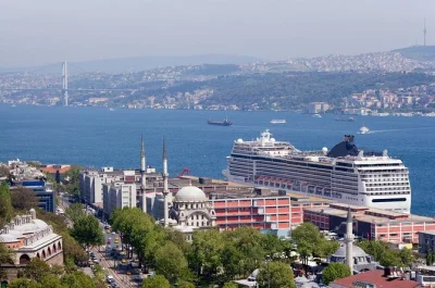 Buchen sie einen privaten transfer von ihrem hotel in istanbul zum kreuzfahrthafen. schnell, komfortabel und stressfrei mit erfahrenem fahrer. perfekt für kreuzfahrtabfahrten.