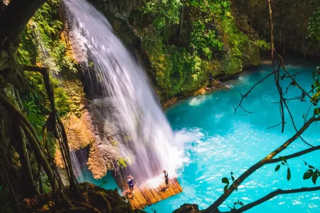 Osmena Peak & Kawasan Falls day trip: Private hike & swim