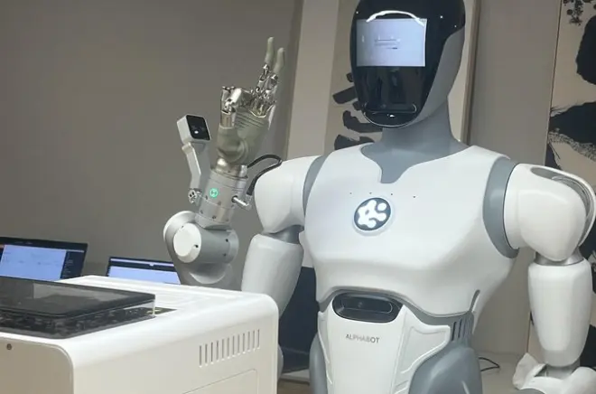 Tour robotaxi autónomo en Shenzhen: Paseo y entrega con drones
