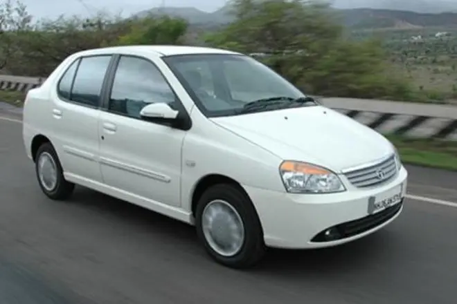 Private Transfer Bikaner to Jaisalmer: 6-hour car ride
