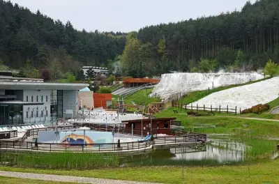 Eger & Egerszalók thermal bath tour: Private guide, salt hill