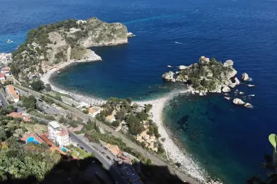 Taormina e Castelmola da Messina porto
