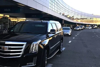 Transporte privado desde sfo a carmel-by-the-sea. encuentro y bienvenida, ayuda con el equipaje y un viaje sin contratiempos con 5 stars limousine connection.