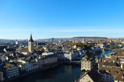 Transfert privé de Vaduz à Zurich : Berline, monospace ou van