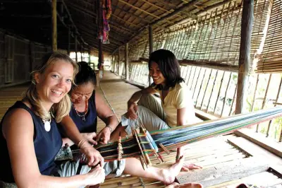 Tuaran Tamparuli Rungus: Mercados, templos e ponte