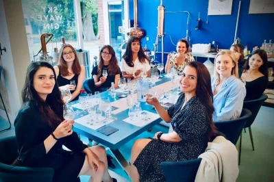 Start your oxford gin distillery experience with a sky wave g&t, meet the makers, taste three award-winning gins, and enjoy a 10% shop discount—includes local guide.