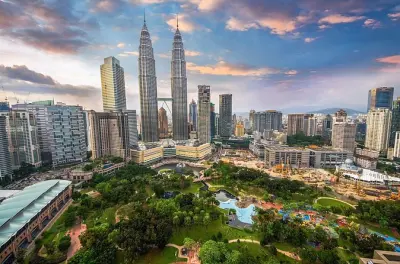 Trasferimento aeroporto Kuala Lumpur e tour città: Petronas Towers