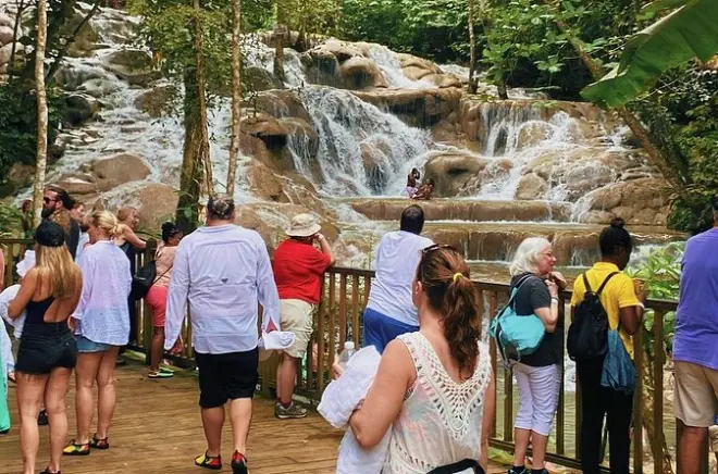 Dunn's River, Blue Hole & White River Tubing ab Ocho Rios