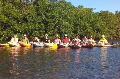 Kayak à Barra de Potosi avec promenade à cheval et déjeuner