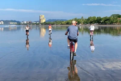 Jaco entdecken: bunte street art, geführte radtour entlang des strands, inklusive fahrrad, profi-guide und erfrischendem getränk.
