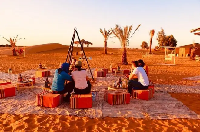 Erg Chebbi: Passeio de camelo, sandboard e nascer do sol