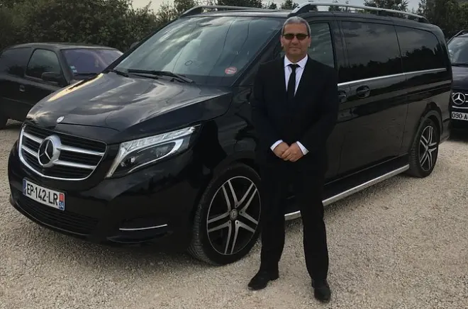 Transfer Montpellier to Marseille Airport: Direct minibus route
