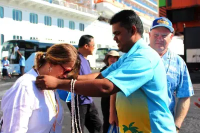 Transfert privé Coral Coast–aéroport Nadi en Alphard 1 à 4 pers
