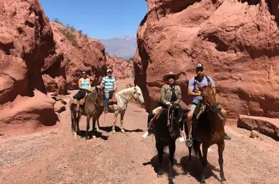 Cavalgada em Cafayate: Aventura em Los Colorados