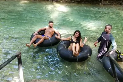 Reittour in Ocho Rios mit Dunn's River Falls & Tubing am White River