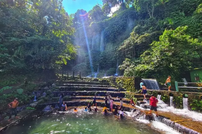 Trekking a Lombok: Cascate Benang Stokel, Kelambu e risaie