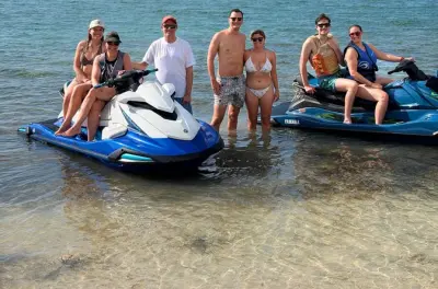 Jet-Ski-Verleih Grand Cayman: 6 Stunden private Fahrt