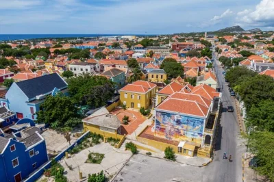 Stroll otrobanda’s colorful streets, cross the queen emma bridge, and visit kura hulanda museum at your own pace. book now—includes audio guide app.