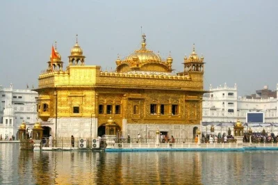 Experience amritsar’s golden temple, jallianwala bagh, and the wagah border ceremony with a local guide. includes punjabi lunch and hotel transfers. book now.