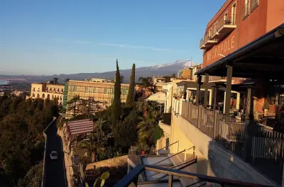 Traslado privado ida y vuelta del aeropuerto de Catania a Taormina