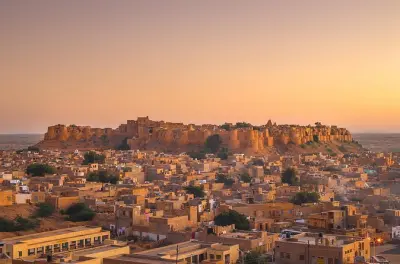 Tour privato di mezza giornata ai monumenti dorati di Jaisalmer