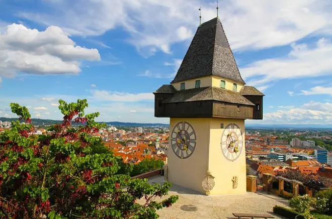 Graz Old Town Walking Tour: Private Guide, 2–6 Hours