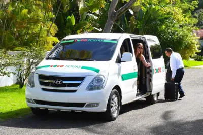 Privater Van bringt Sie vom Flughafen Santo Domingo ins Zentrum