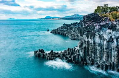 Jeju Island Private Tour: Choose Your Route with Guide