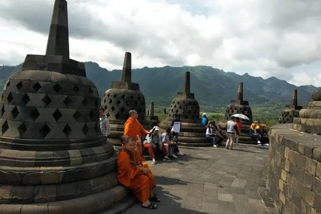 Borobudur e Prambanan da Yogyakarta: 10 ore, tutti i templi