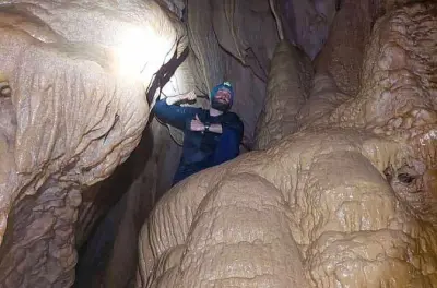 Los Tayos Höhle ab Baños: Dschungelwanderung und einheimischer Guide
