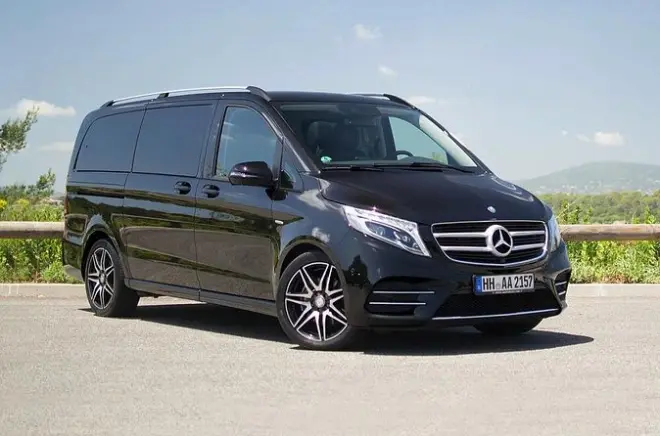 Privater Transfer Montserrat Barcelona: Luxus-Van