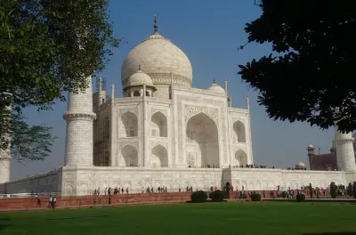 Taj Mahal Sunrise and Sunset Tour in Agra: Skip-the-Line Access