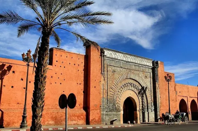 Essaouira & Marrakesch Tour: Küstenmedina, Palastgärten