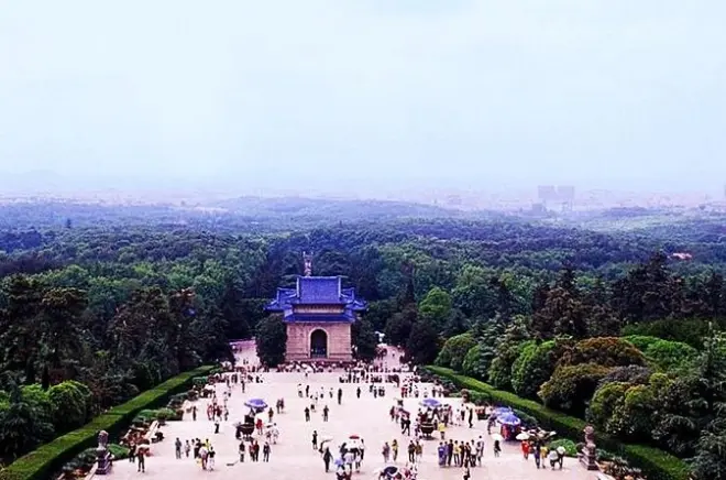 Tour privado em Nanjing: Túmulo Xiaoling e mausoléu Sun Yat-sen