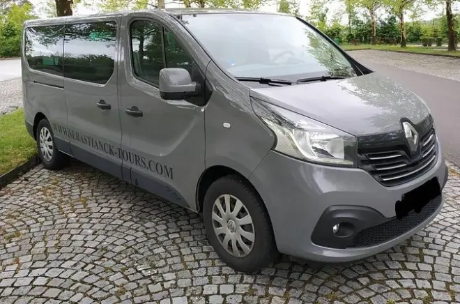 Shuttle von Cesky Krumlov nach Wien mit Abholung vor Ort