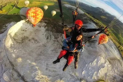 Parasailing à Pamukkale : Vol en tandem avec un moniteur