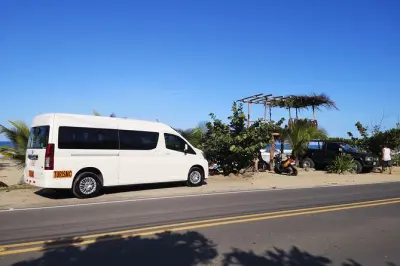 Privater Minivan-Transfer 4h von San José Flughafen nach Puerto Viejo