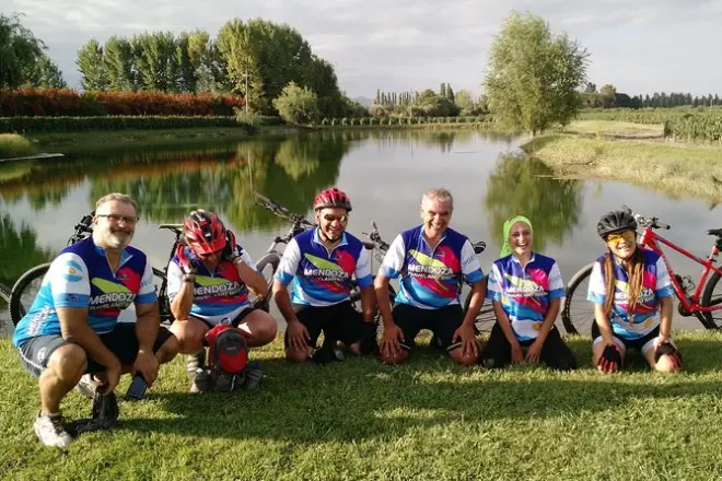Tour de MTB em Mendoza: Três vinícolas e almoço em Chacras de Coria