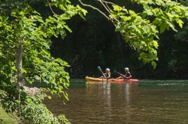 Kayak sul fiume Bidassoa: Confine Francia-Spagna