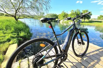 E-bike Tour Gacka River Valley: Douglas Dakota & Watermills