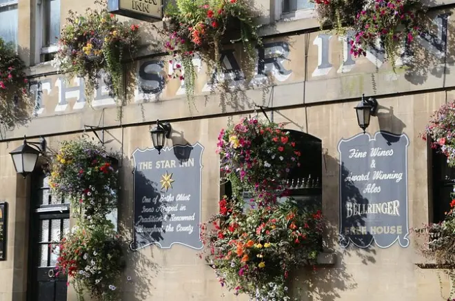 Degustazione di formaggi a Bath in cinque negozi indipendenti